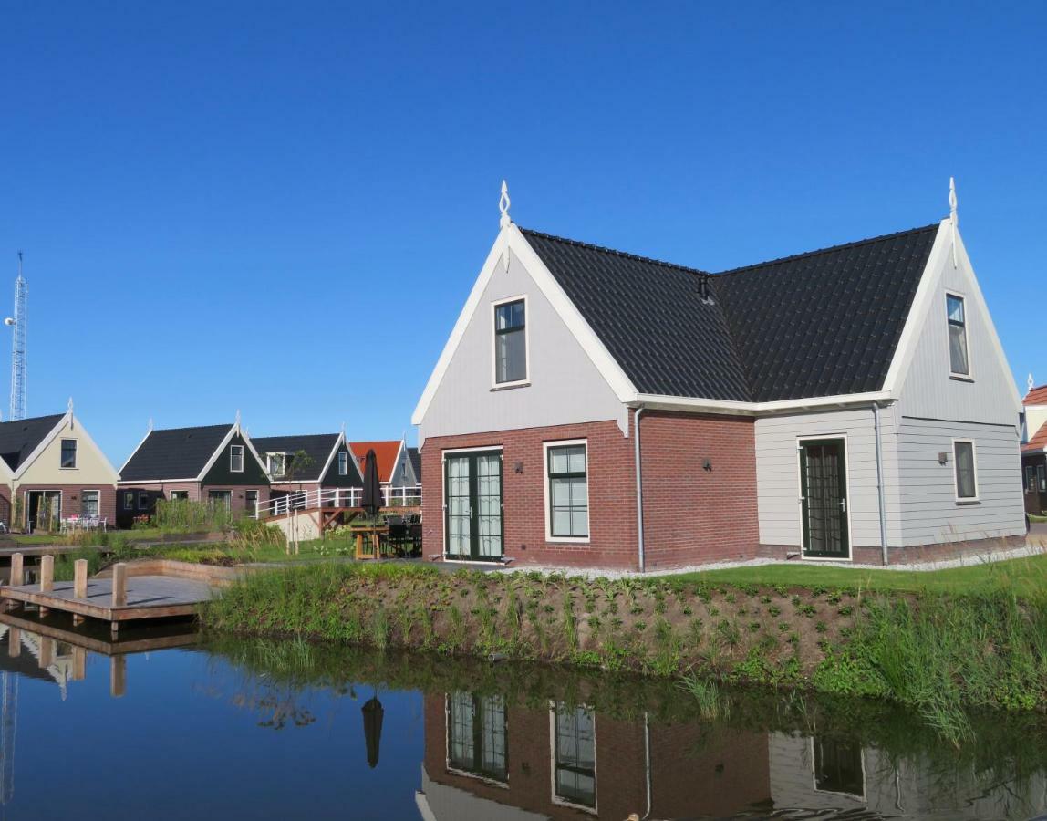 Luxurious Water Villa Uitdam Luaran gambar